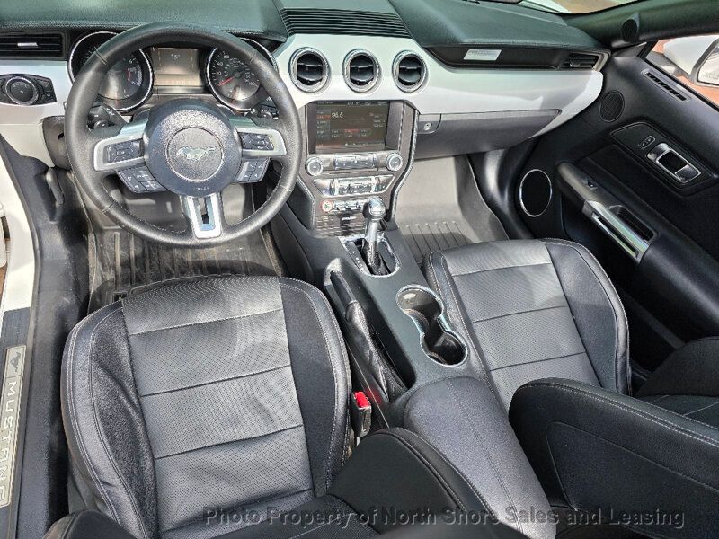 2015 Ford Mustang 2dr Convertible EcoBoost Premium - 22942432 - 37