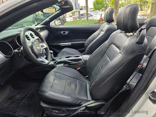 2015 Ford Mustang 2dr Convertible EcoBoost Premium - 22942432 - 40