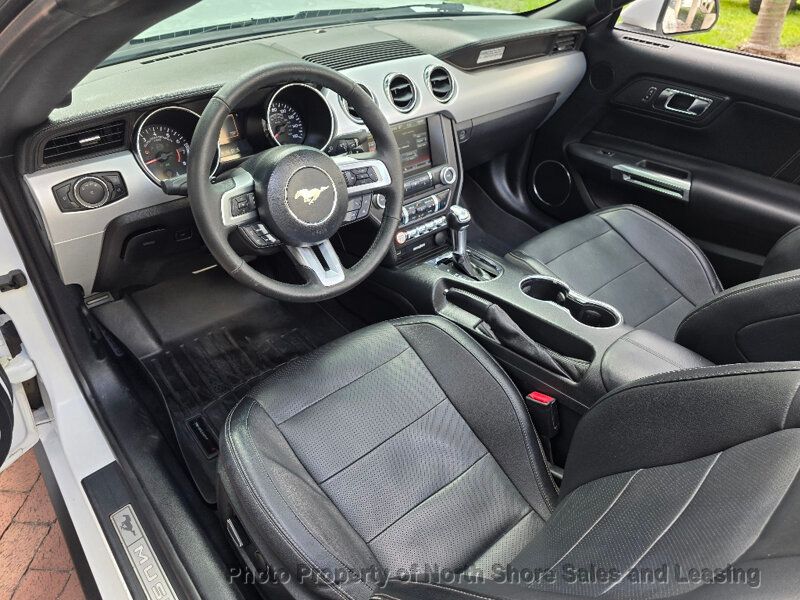 2015 Ford Mustang 2dr Convertible EcoBoost Premium - 22942432 - 41