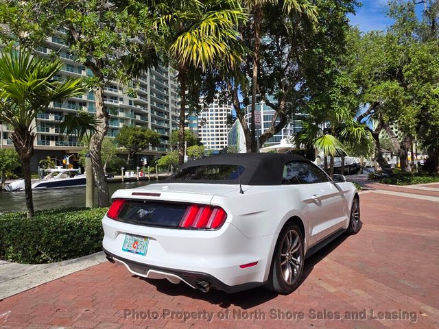 2015 Ford Mustang 2dr Convertible EcoBoost Premium - 22942432 - 42