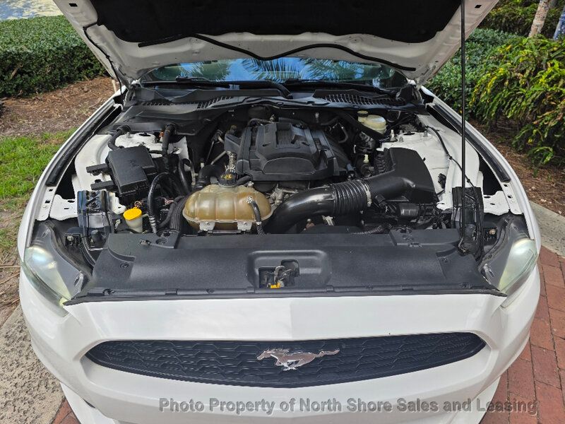 2015 Ford Mustang 2dr Convertible EcoBoost Premium - 22942432 - 55