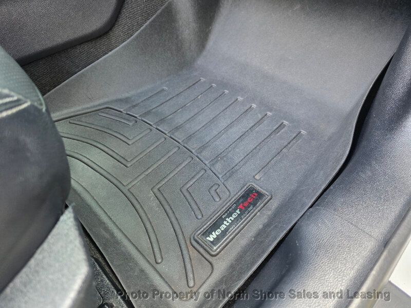 2015 Ford Mustang 2dr Convertible EcoBoost Premium - 22942432 - 64