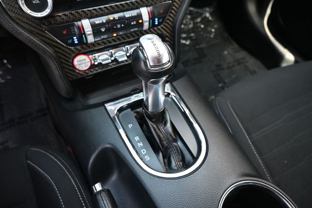 2015 Ford Mustang 2dr Fastback EcoBoost - 23038426 - 11