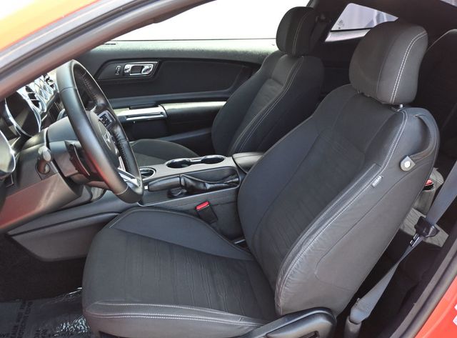 2015 Ford Mustang 2dr Fastback EcoBoost - 23038426 - 12
