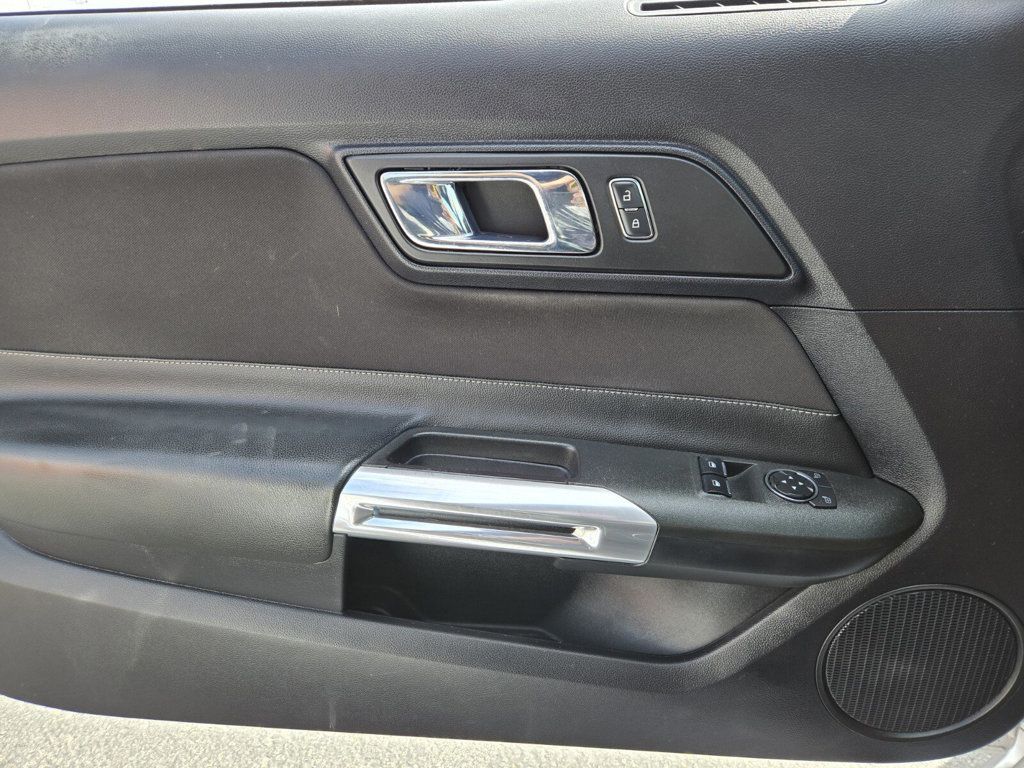 2015 Ford Mustang 2dr Fastback EcoBoost - 22915147 - 14