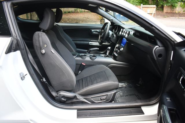 2015 Ford Mustang 2dr Fastback EcoBoost - 23067079 - 29