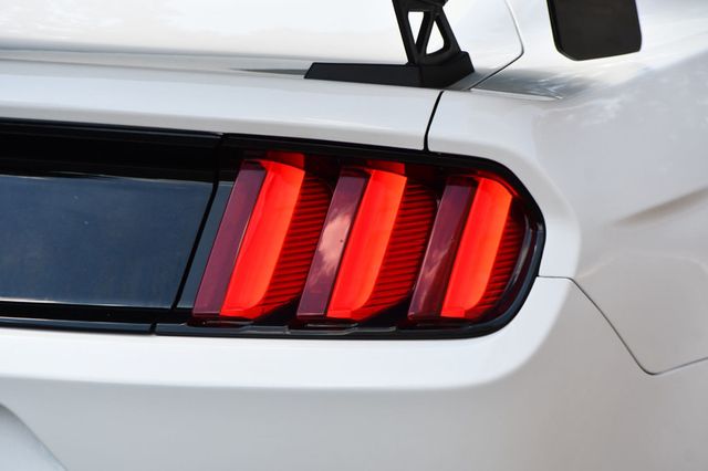 2015 Ford Mustang 2dr Fastback EcoBoost - 23067079 - 7