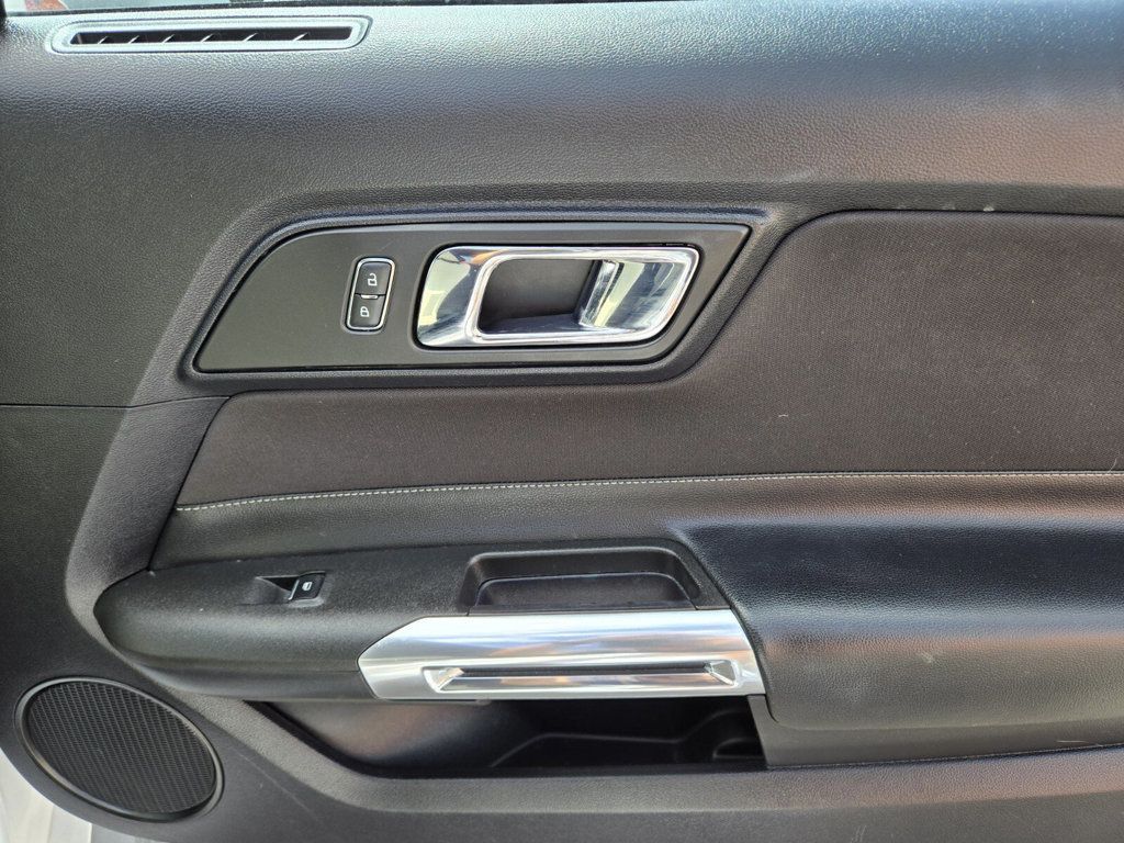 2015 Ford Mustang 2dr Fastback EcoBoost - 22954073 - 13