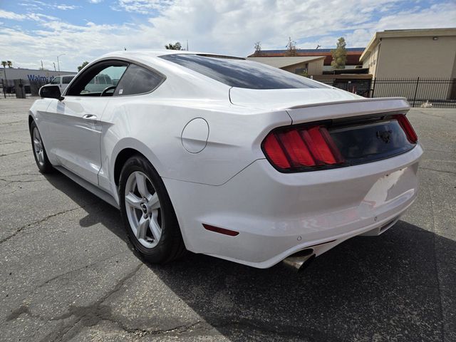 2015 Ford Mustang 2dr Fastback EcoBoost - 22954073 - 2