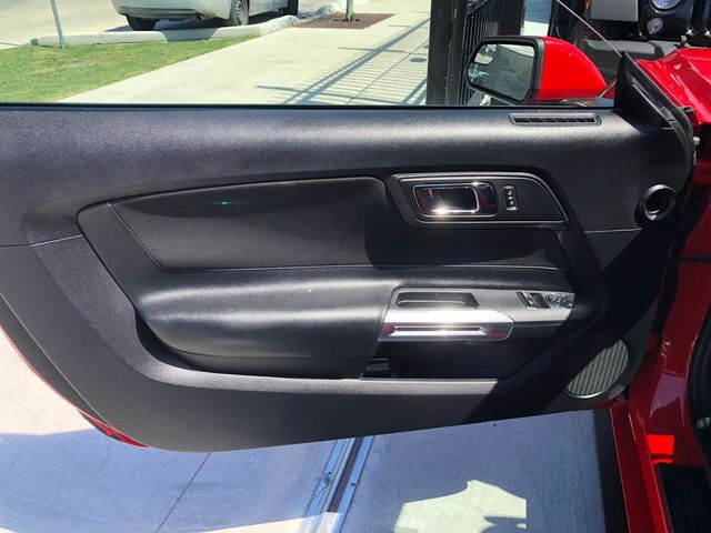 2015 Ford Mustang 2dr Fastback EcoBoost - 22974559 - 10