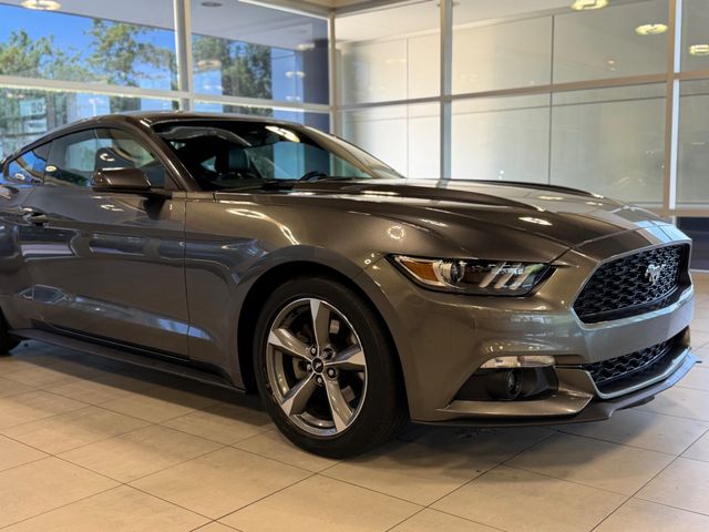 2015 Ford Mustang 2dr Fastback EcoBoost - 23049548 - 4
