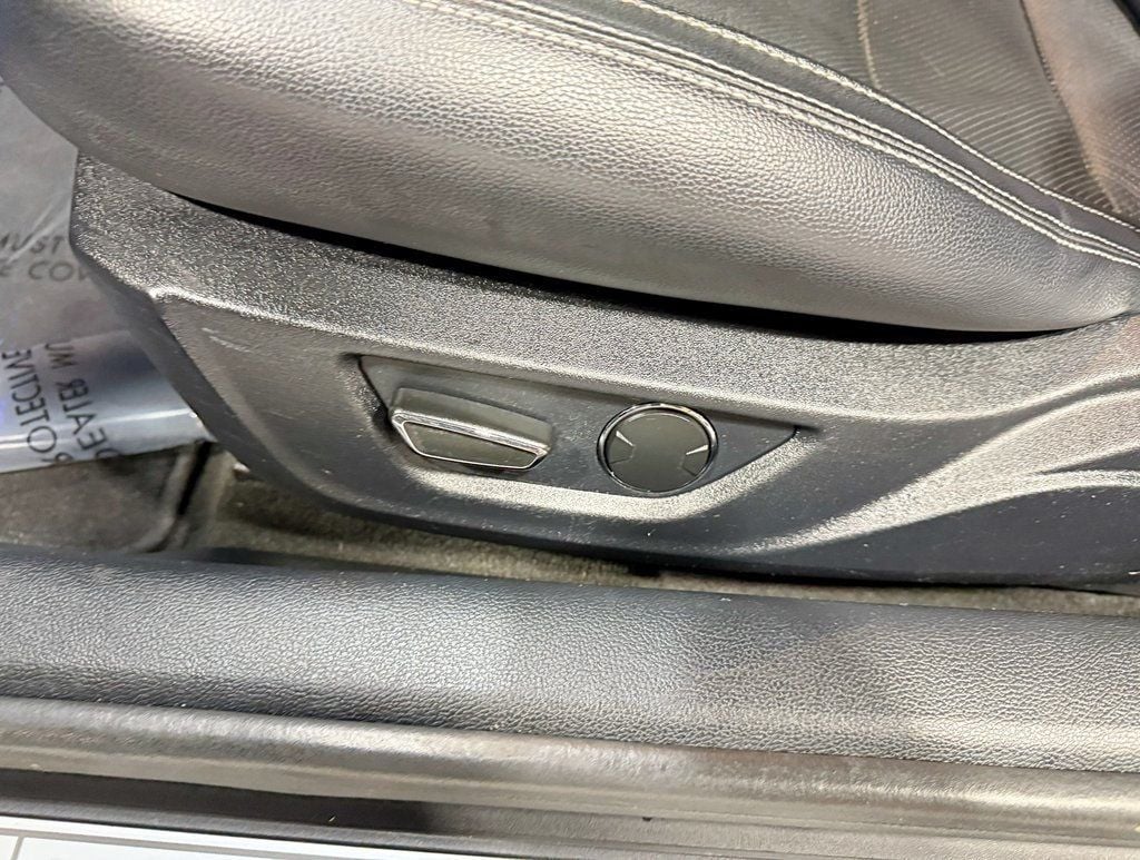 2015 Ford Mustang 2dr Fastback EcoBoost Premium - 22943945 - 24