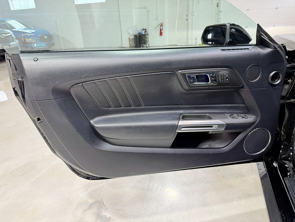 2015 Ford Mustang 2dr Fastback EcoBoost Premium - 22943945 - 27