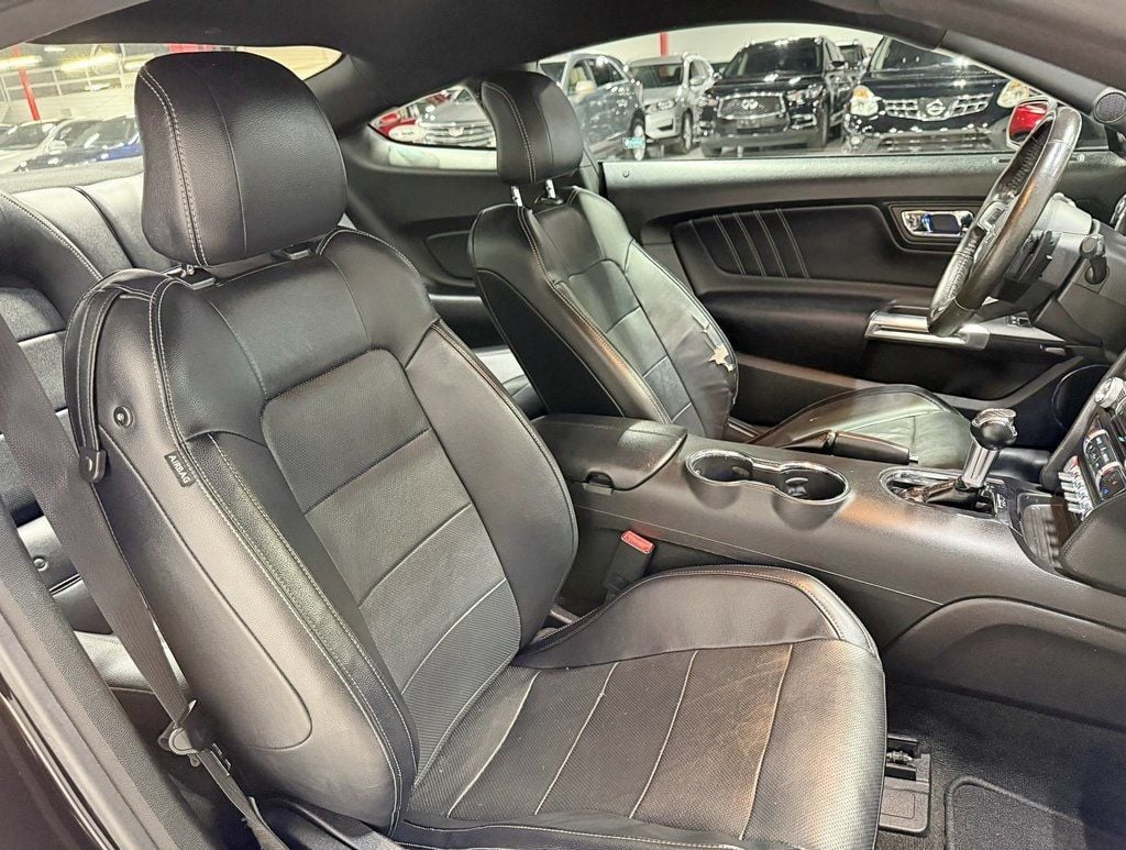 2015 Ford Mustang 2dr Fastback EcoBoost Premium - 22943945 - 32