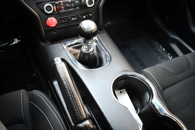 2015 Ford Mustang GT photo 31