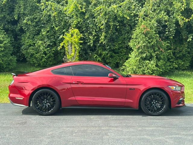 2015 Ford Mustang 2dr Fastback GT Premium - 22917563 - 10