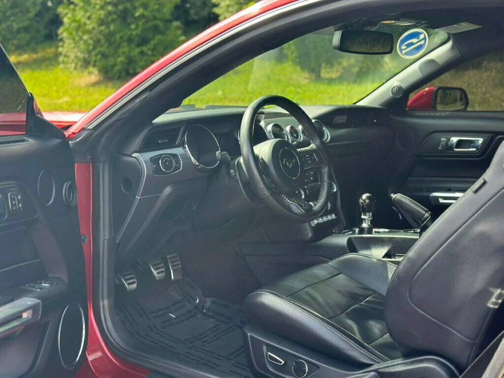 2015 Ford Mustang GT Premium photo 15