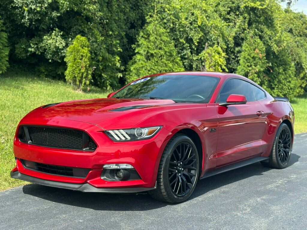 2015 Ford Mustang GT Premium photo 2