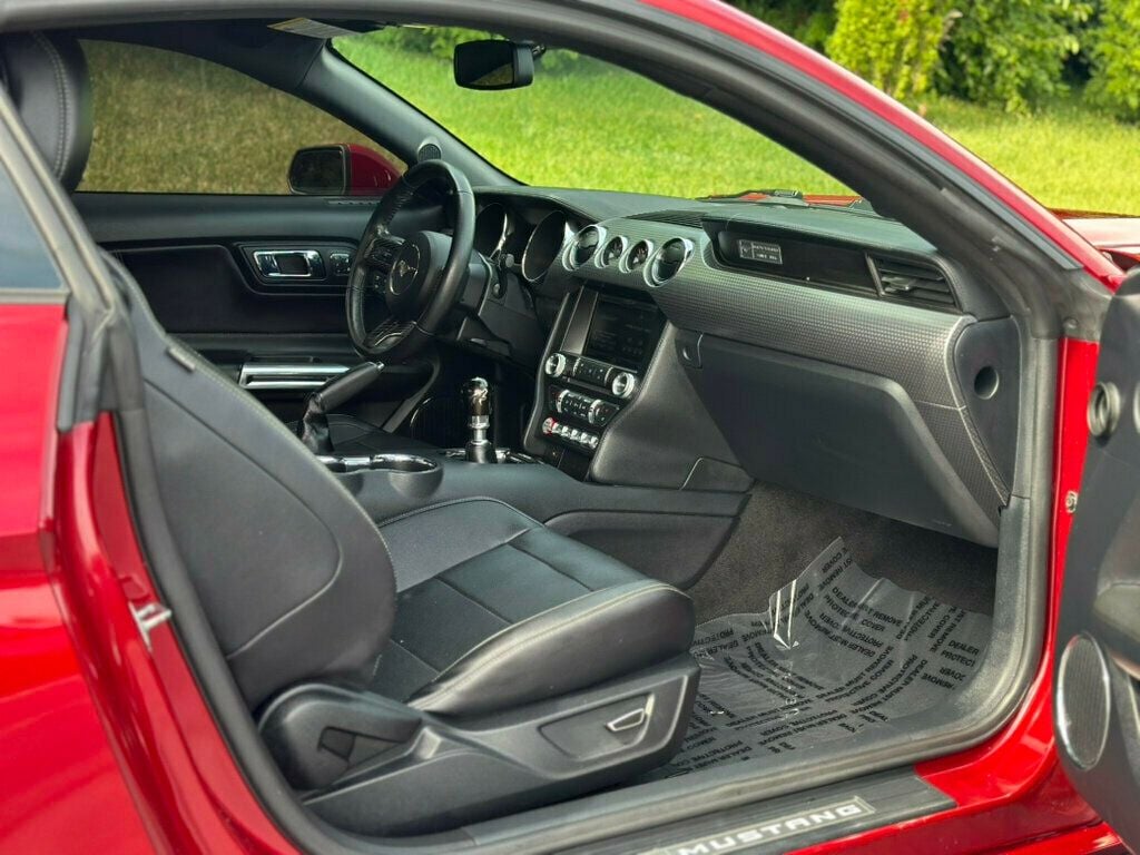 2015 Ford Mustang GT Premium photo 21