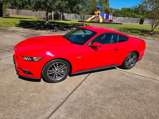 2015 Ford Mustang 2dr Fastback GT Premium - 22625914 - 4