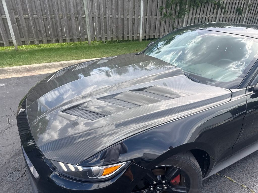 2015 Ford Mustang 2dr Fastback V6 - 23041243 - 2