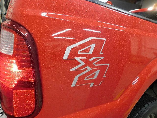 2015 Ford Super Duty F-250 4WD Reg Cab XL - 22726951 - 29