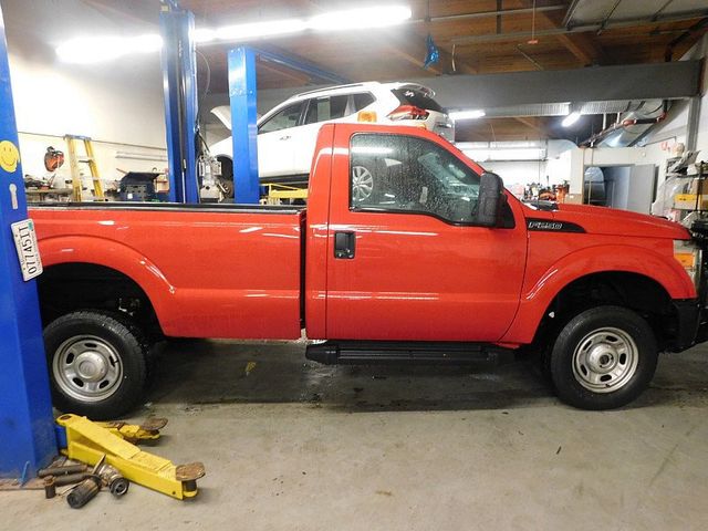 2015 Ford Super Duty F-250 4WD Reg Cab XL - 22726951 - 5