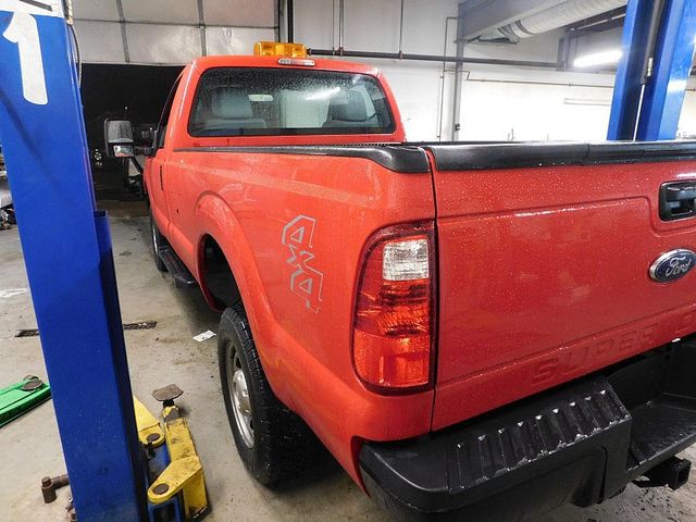 2015 Ford Super Duty F-250 4WD Reg Cab XL - 22726951 - 7