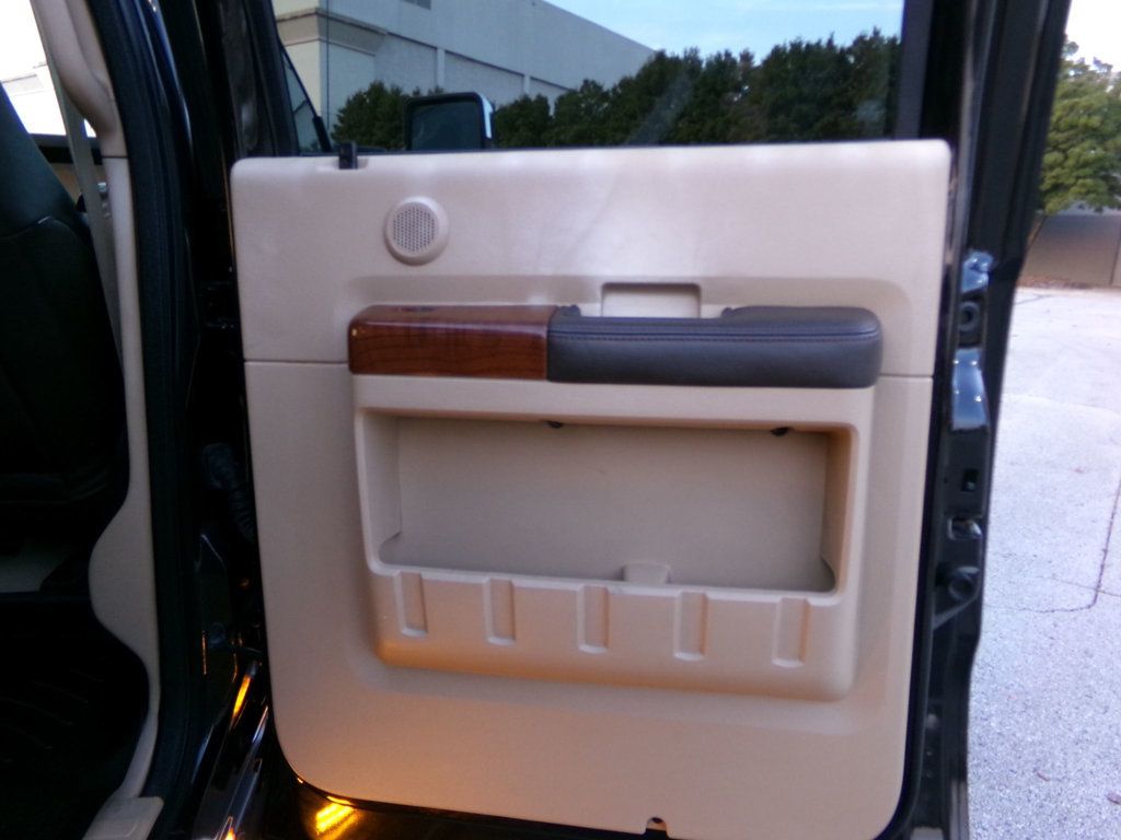 2015 Ford Super Duty F-250 SRW 4WD Crew Cab 156" King Ranch - 22948607 - 11