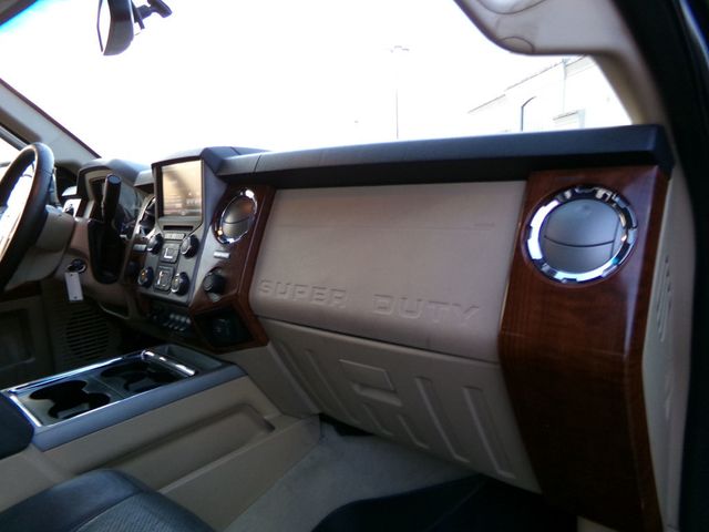 2015 Ford Super Duty F-250 SRW 4WD Crew Cab 156" King Ranch - 22948607 - 14