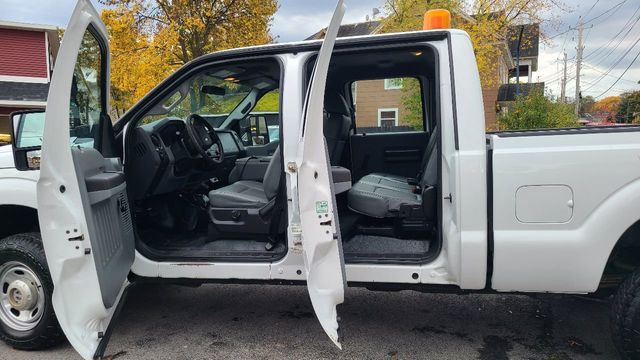 2015 Ford Super Duty F-250 SRW 4WD Crew Cab 156" XL - 22186534 - 20