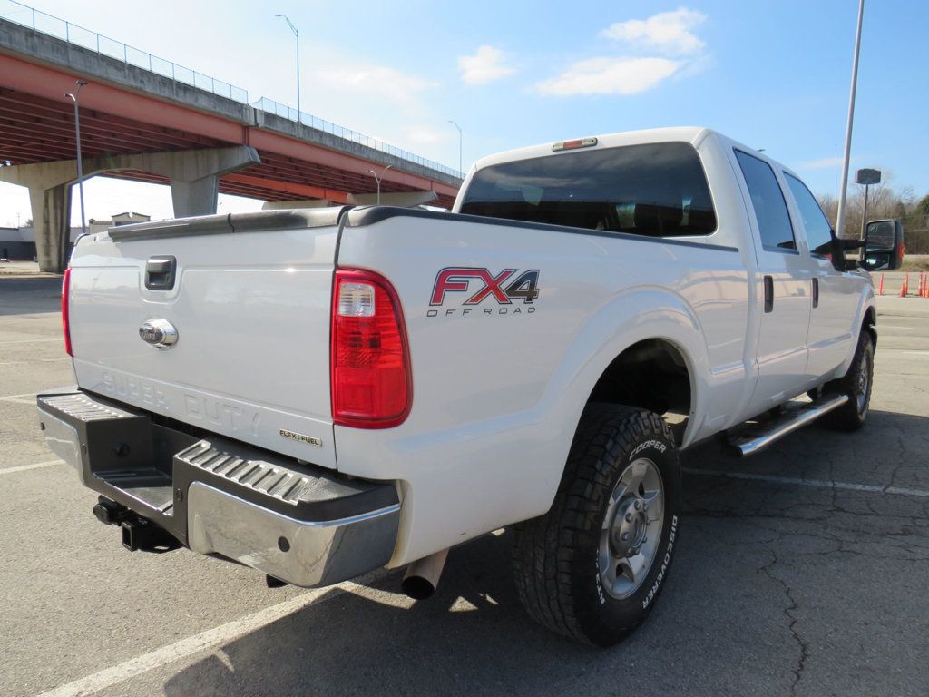 2015 Ford Super Duty F-250 SRW 4WD Crew Cab 156" XLT - 22744713 - 5