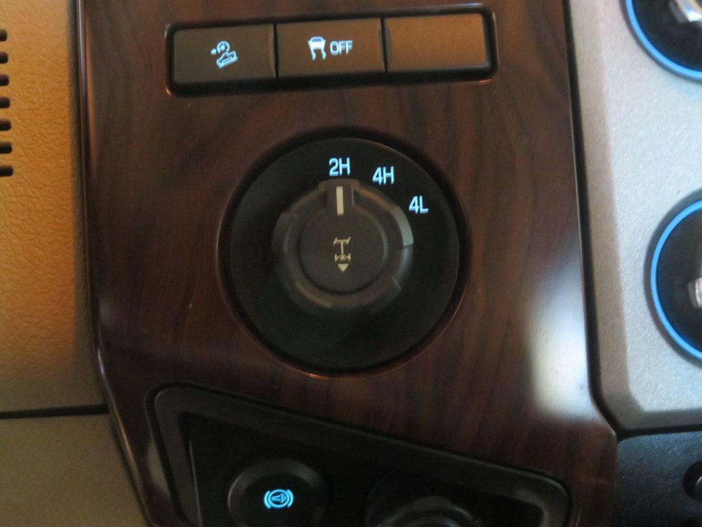 2015 Ford Super Duty F-250 SRW 4X4 CREWCAB LARIAT FX4 POWERSTROKE DIESEL EXTRA CLEAN 2OWNER A - 22997680 - 39