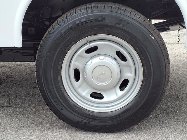 2015 Ford Super Duty F-250 SRW Crew Cab 8' Utility Truck - 23089482 - 33