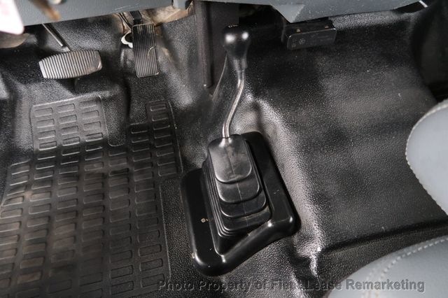 2015 Ford Super Duty F-250 SRW F250 4WD Reg Cab Utility Ladder Rack - 22971854 - 28