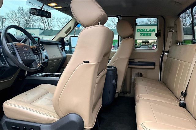 2015 Ford Super Duty F-250 SRW LARIAT - 23050538 - 18