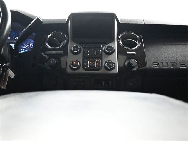 2015 Ford Super Duty F-250 SRW Platinum - 22959107 - 11
