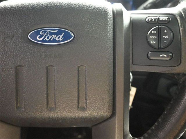 2015 Ford Super Duty F-250 SRW Platinum - 22959107 - 17