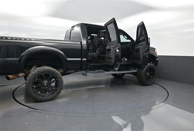 2015 Ford Super Duty F-250 SRW Platinum - 22959107 - 31