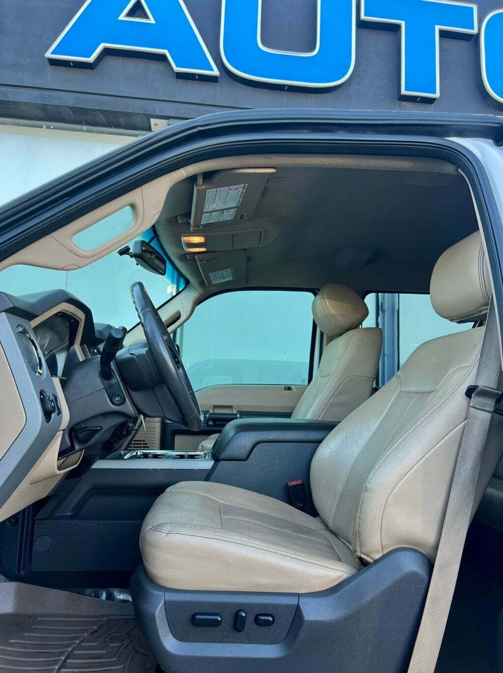 2015 Ford Super Duty F-250 SRW SUPER DUTY - 23026065 - 14