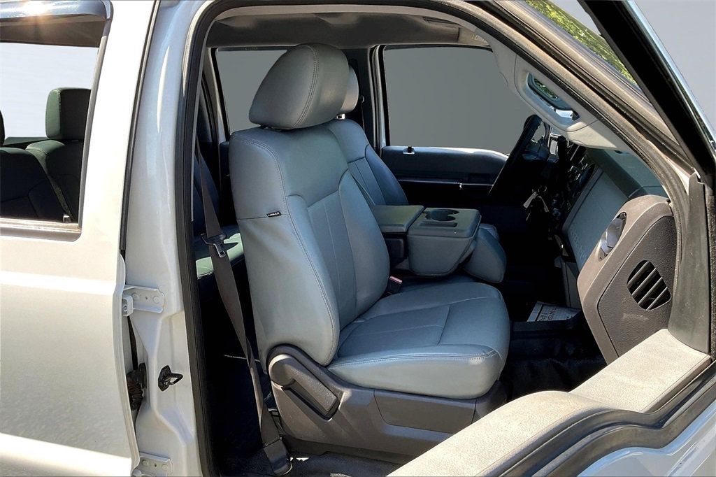 2015 Ford F-250 XL photo 12
