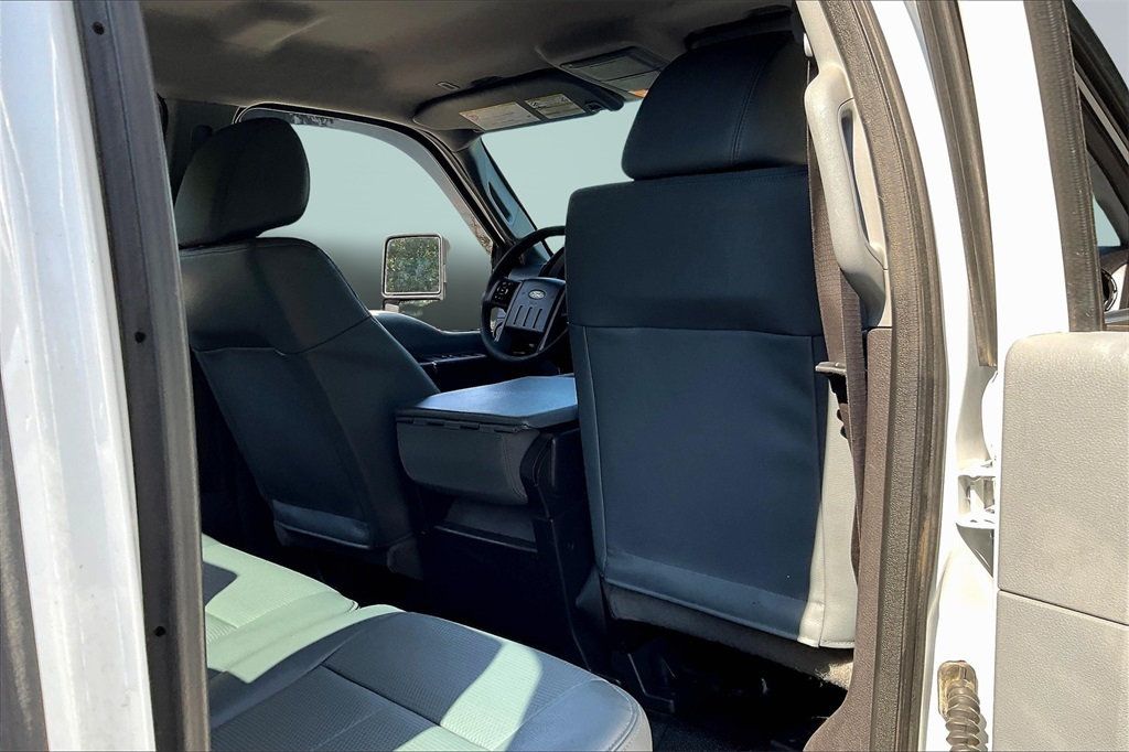 2015 Ford F-250 XL photo 14