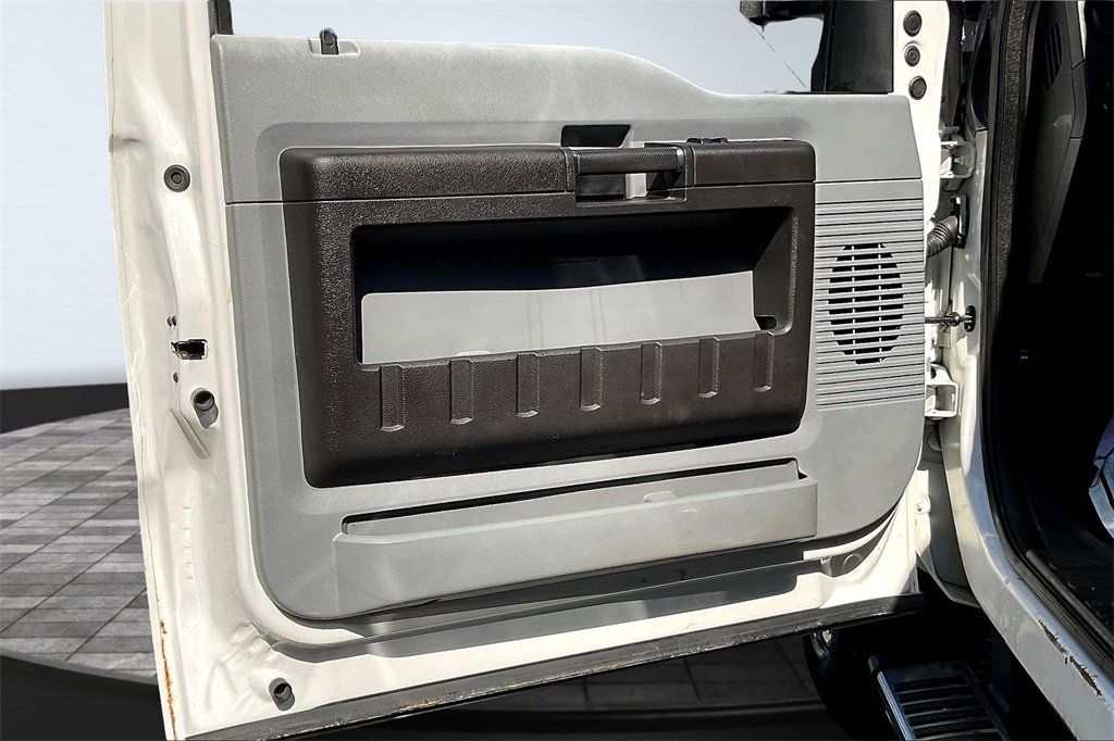 2015 Ford F-250 XL photo 9