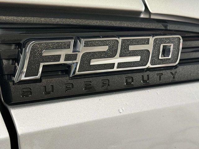 2015 Ford Super Duty F-250 SRW XL 4x4 4dr SuperCab 6.8 ft. SB Pickup - 22981785 - 28