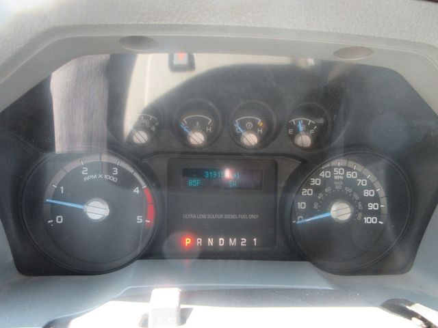 2015 Ford Super Duty F-350 DRW 4WD Crew Cab 172" Lariat - 23058356 - 13
