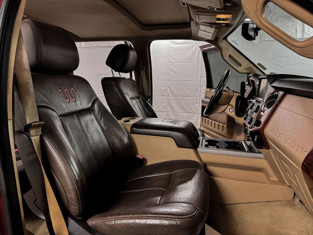 2015 Ford Super Duty F-350 DRW KING RANCH CREW CAB 4X4 WITH DRW - 22946790 - 9