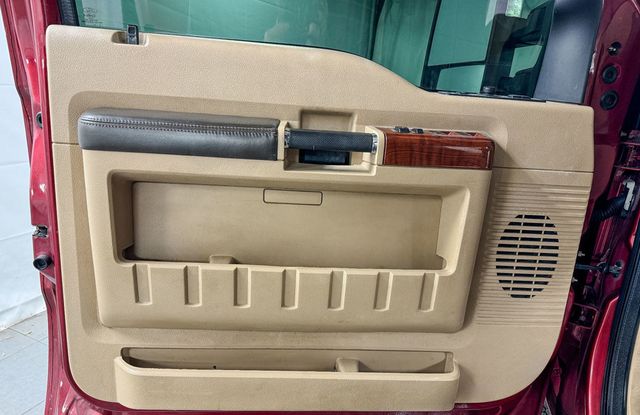 2015 Ford Super Duty F-350 DRW KING RANCH CREW CAB 4X4 WITH DRW - 22946790 - 12