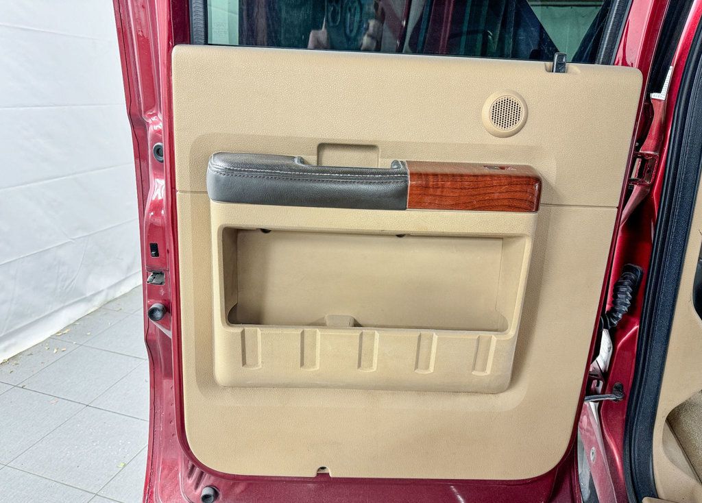 2015 Ford Super Duty F-350 DRW KING RANCH CREW CAB 4X4 WITH DRW - 22946790 - 13