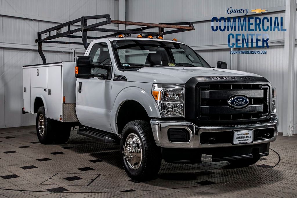2015 Ford Super Duty F-350 DRW Cab-Chassis F350 REG CAB DRW * 4X4 * 6.2 V8 * 9' READING UTILITY * 1 OWNER  - 16852347 - 0