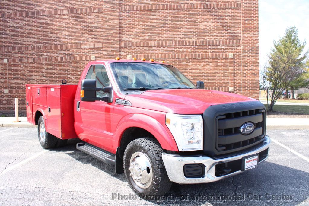 2015 Ford Super Duty F-350 DRW Cab-Chassis XL DRW 2WD - 22385820 - 0
